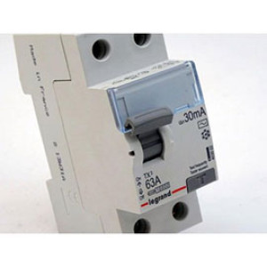 LEGRAND 403002 (602138) Дифференциальный выключатель, серия TX3, 63A, 30mA, 2-полюсный, тип АС LEGRAND 403002 (602138) Дифференциальный выключатель, серия TX3, 63A, 30mA, 2-полюсный, тип АС