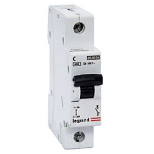 LEGRAND 407261 Автоматический выключатель, серия DX3-E, С10A, 6kA, 1-полюсный LEGRAND 407261 Автоматический выключатель, серия DX3-E, С10A, 6kA, 1-полюсный