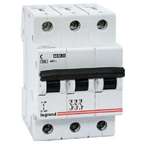 LEGRAND 407294 Автоматический выключатель, серия DX3-E, С32A, 6kA, 3-полюсный