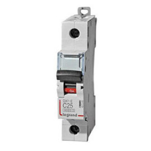 LEGRAND 409116 Автоматический выключатель, серия DX3, С25A, 20kA, 1-полюсный LEGRAND 409116 Автоматический выключатель, серия DX3, С25A, 20kA, 1-полюсный